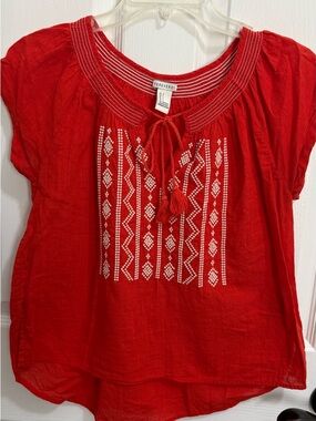 Forever 21 orange  Embroidered Peasant Top 100% cotton